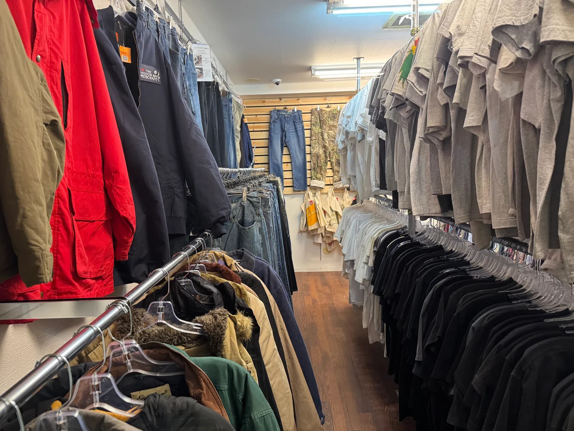 STORAGE ZERO 2の店内